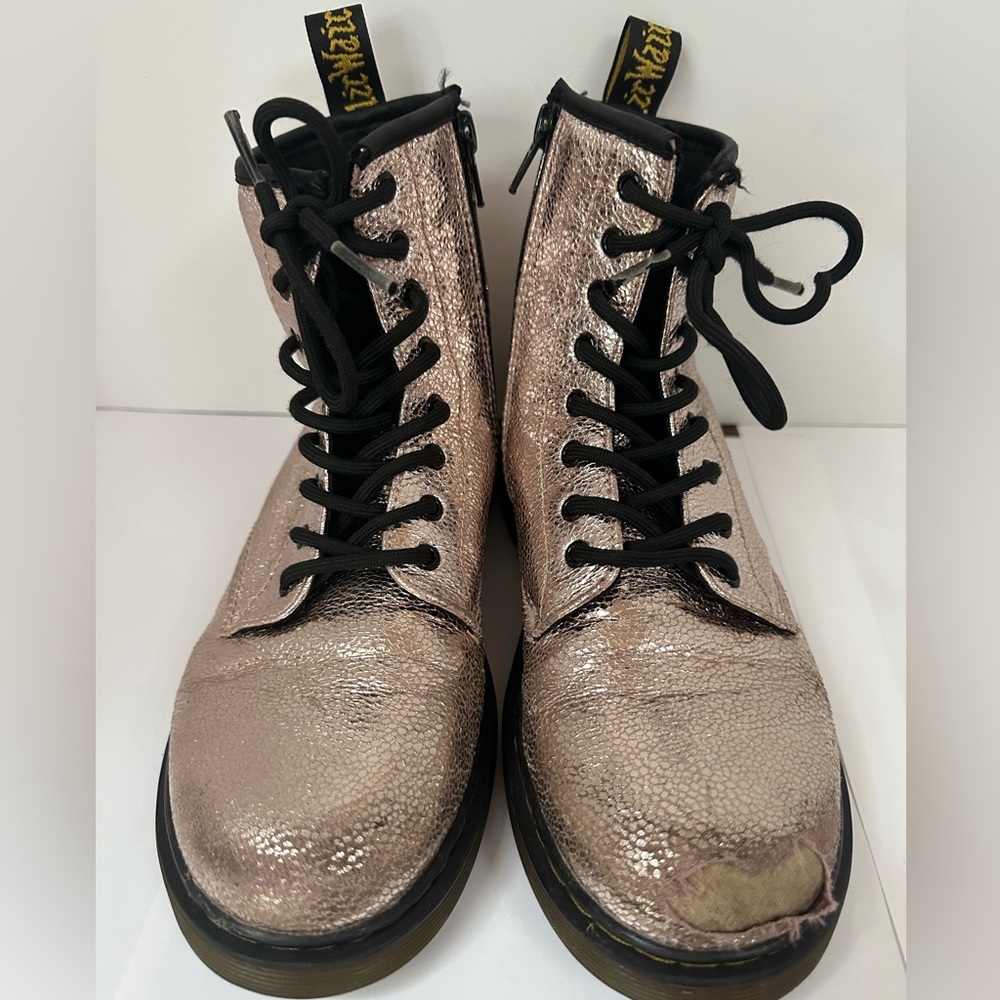 Doc Martens shiny rose gold boot
